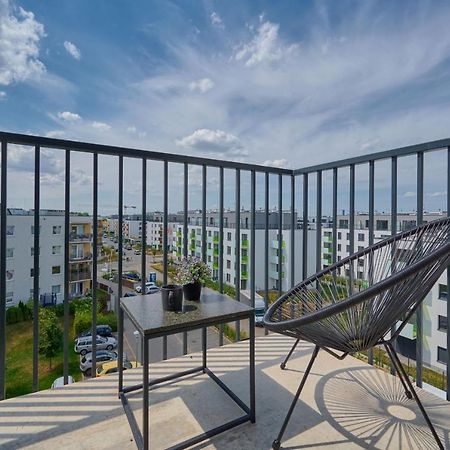 Exclusive Apartment With Balcony & Parking Wroclaw By Renters Prestige Zewnętrze zdjęcie