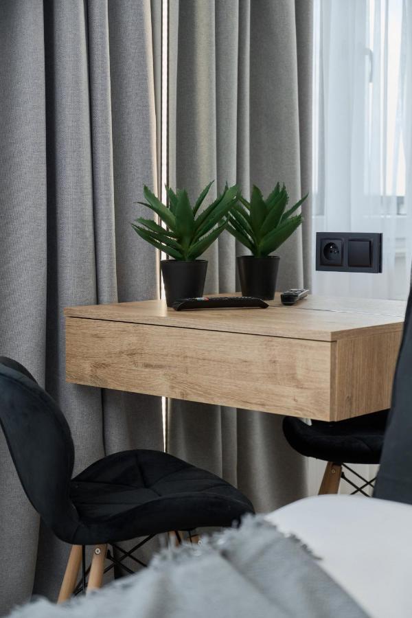 Exclusive Apartment With Balcony & Parking Wroclaw By Renters Prestige Zewnętrze zdjęcie